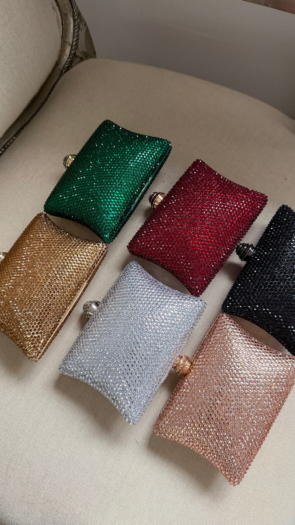 MINI RHINESTONE CLUTCH