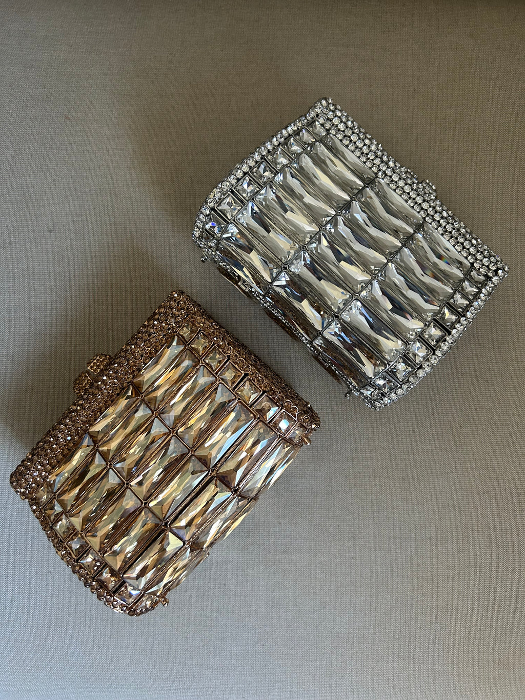 LEENA CRYSTAL CLUTCH