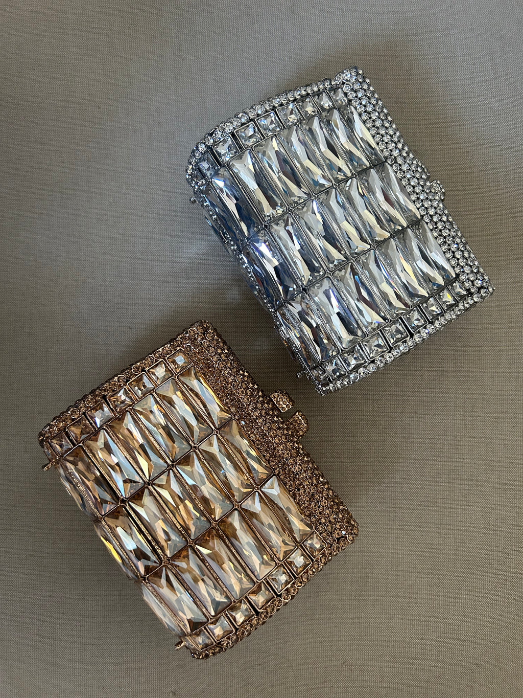 LEENA CRYSTAL CLUTCH