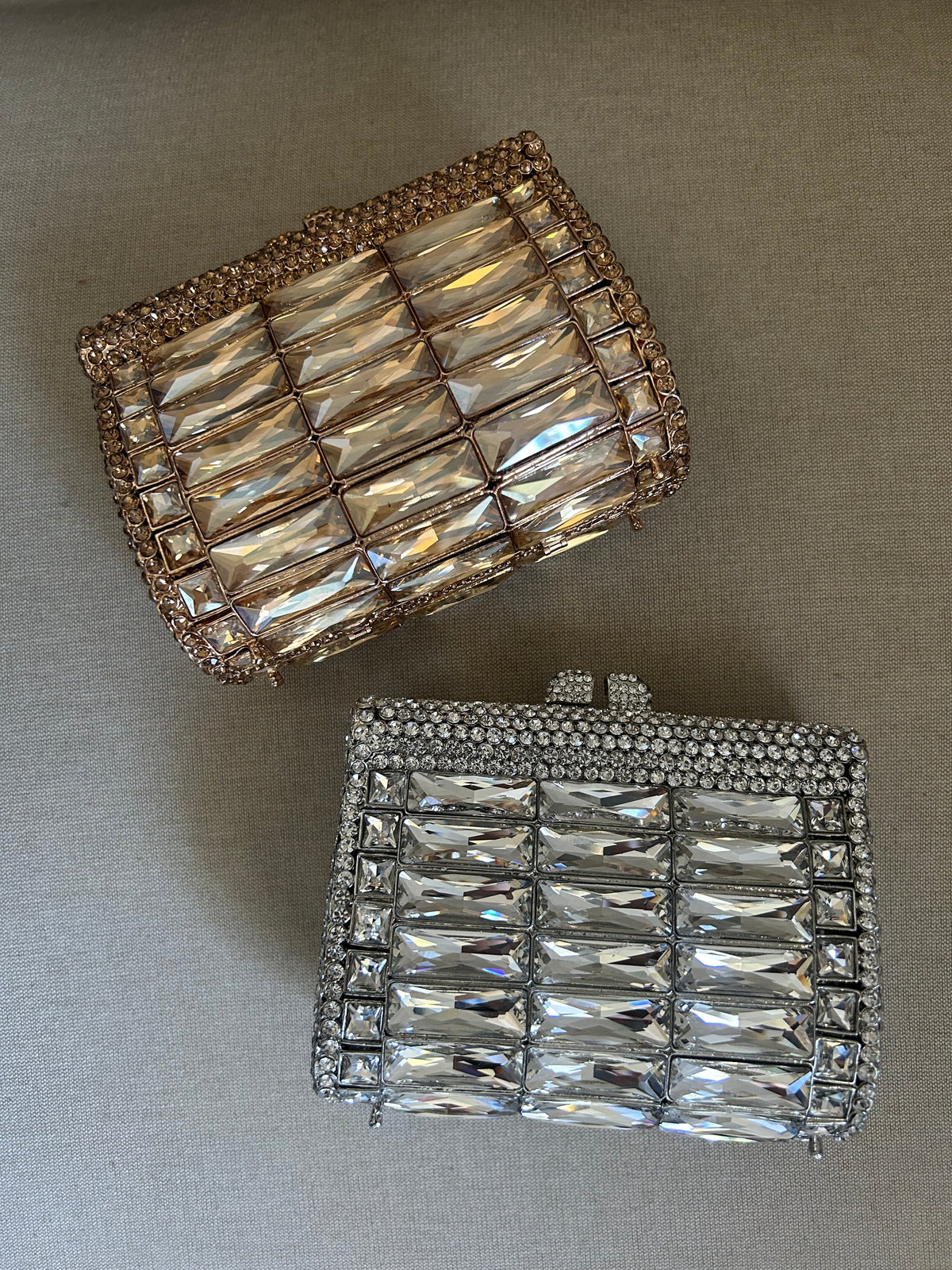 LEENA CRYSTAL CLUTCH